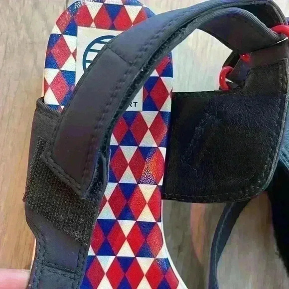 Tory Burch Tory Sport Velcro Sandals Navy sz 7.5 (runs small) - Picture 7 of 15